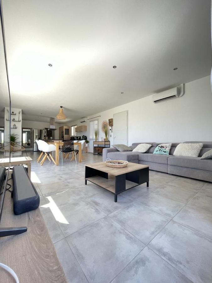 Villa Avec Piscine Cuers Bagian luar foto