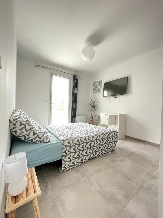 Villa Avec Piscine Cuers Bagian luar foto
