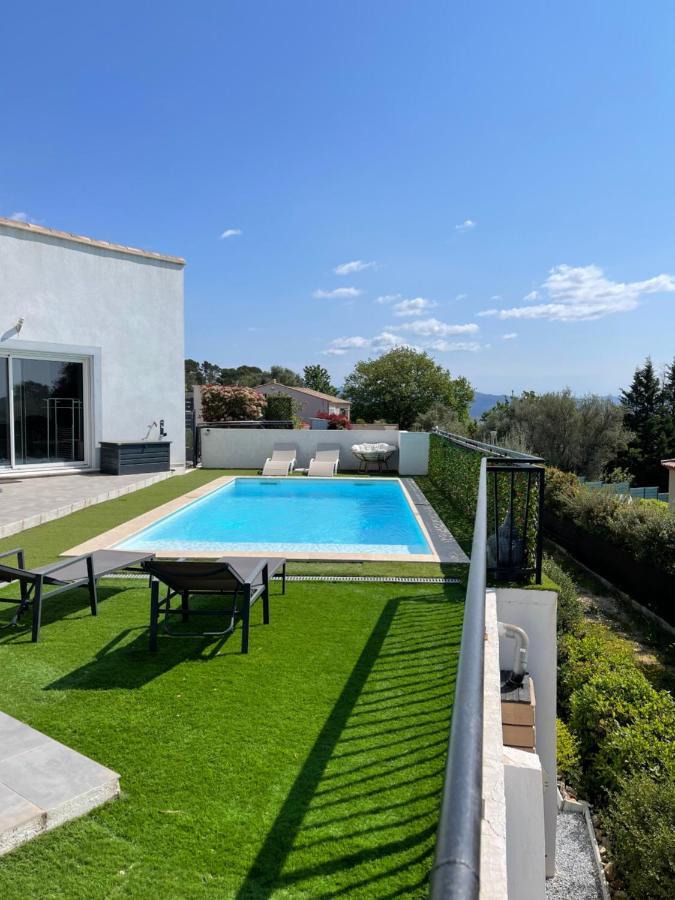 Villa Avec Piscine Cuers Bagian luar foto